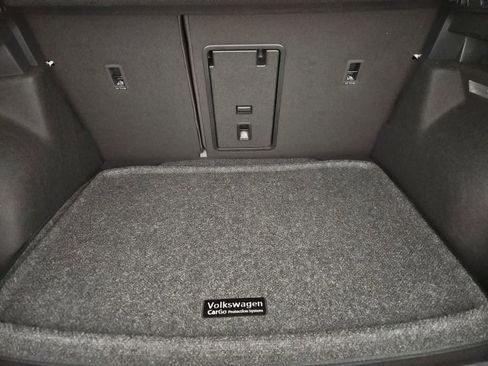 New 2026 Volkswagen Taos SEL AWD/4WD image 35