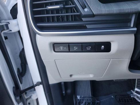 Certified 2024 Kia Telluride SX image 25