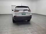 Used 2019 Jeep Cherokee Latitude Plus image 6