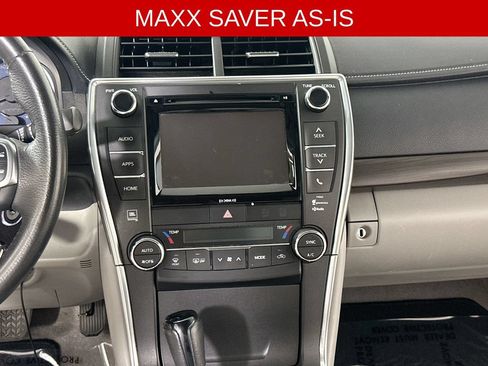 Used 2017 Toyota Camry XLE FWD image 17