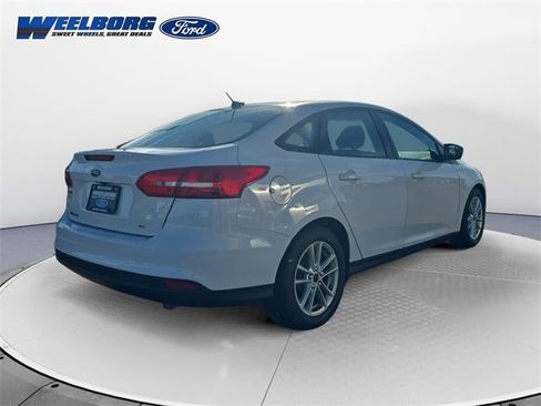 Certified 2018 Ford Focus SE image 5