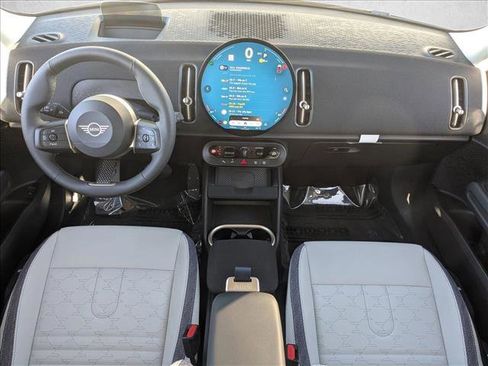 Certified 2025 MINI Cooper Countryman S image 18