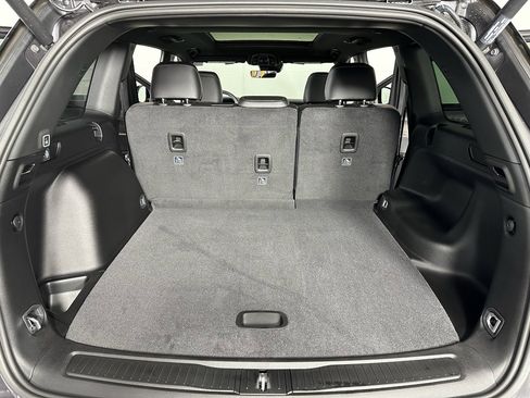 New 2025 Jeep Grand Cherokee Limited image 17