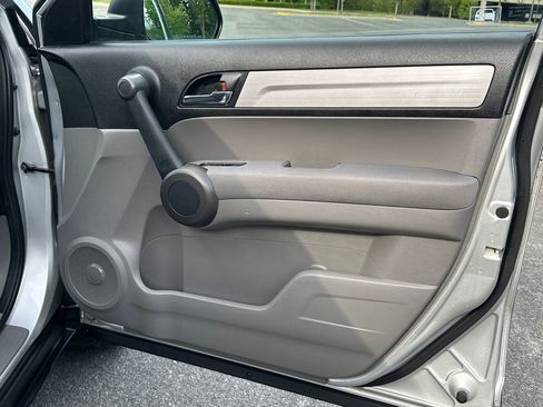 Used 2011 Honda CR-V SE image 10