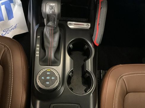 Used 2024 Ford Bronco Heritage Edition image 18