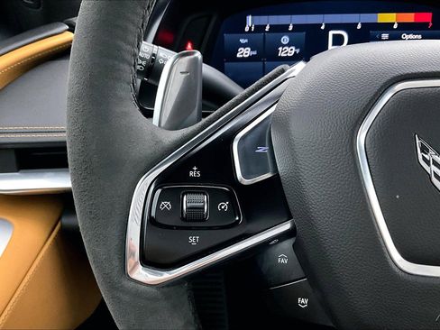 Used 2021 Chevrolet Corvette Stingray Preferred Cpe w/ Z51 Performance Package image 19