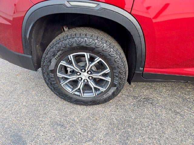 Used 2025 GMC Acadia AT4 w/ LPO, All-Weather Package AWD/4WD image 6