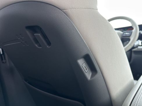 New 2026 Hyundai Santa Fe SE image 19