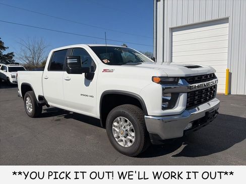 Used 2023 Chevrolet Silverado 2500 LT w/ Convenience Package image 1