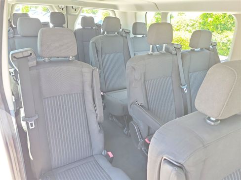 Used 2017 Ford Transit 350 XLT RWD image 12