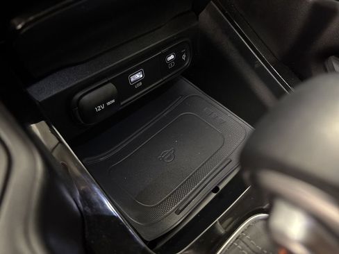 Used 2025 Kia Telluride S AWD/4WD image 45