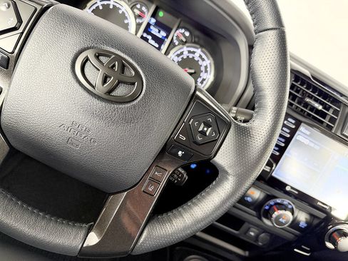 Used 2023 Toyota 4Runner TRD Off-Road Premium w/ Moonroof Package AWD/4WD image 64