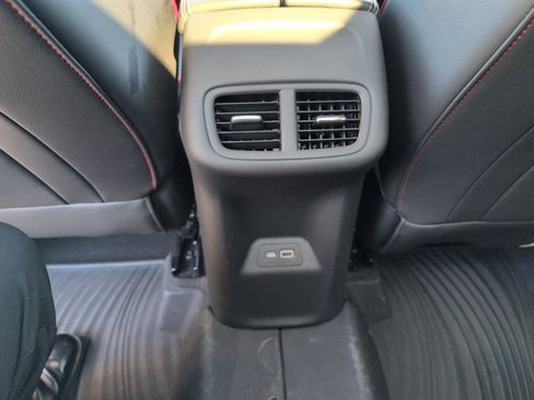 Used 2023 Buick Envision Essence w/ Sport Touring Package image 31