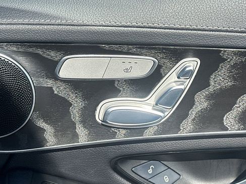 Used 2017 Mercedes-Benz GLC 300 4MATIC Coupe image 16