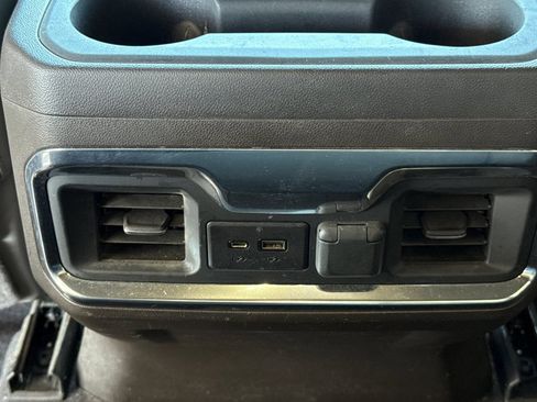 Used 2022 Chevrolet Silverado 1500 LTZ w/ LTZ Premium Package AWD/4WD image 20