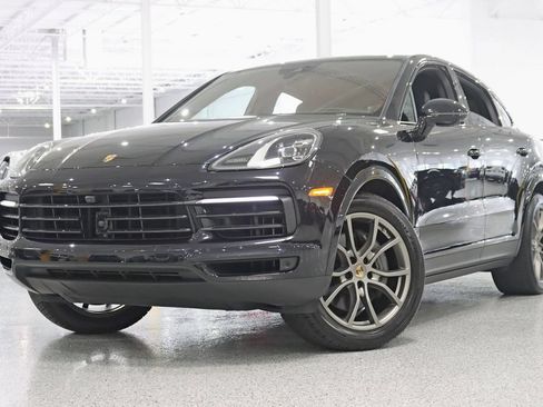 Used 2022 Porsche Cayenne S AWD/4WD image 6