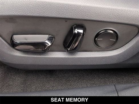 Used 2025 Lexus RX 350 Premium w/ Convenience Package image 14