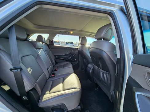 Used 2018 Hyundai Santa Fe SE w/ SE Ultimate Tech Package 03 image 12