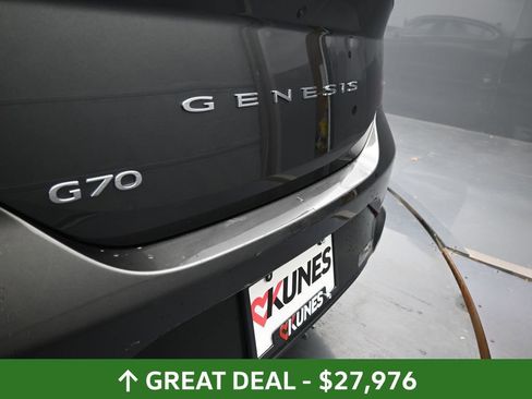 Used 2024 Genesis G70 2.5T image 16