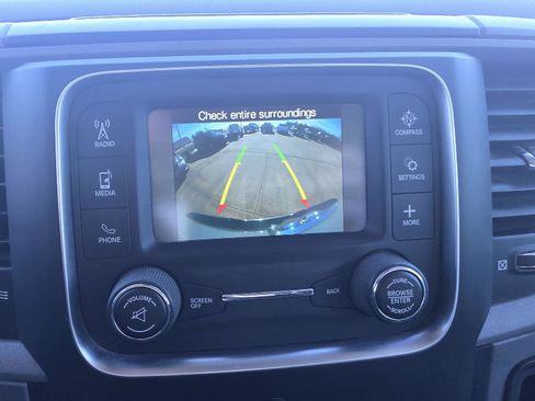 Used 2017 RAM 2500 Tradesman w/ Chrome Appearance Group image 6