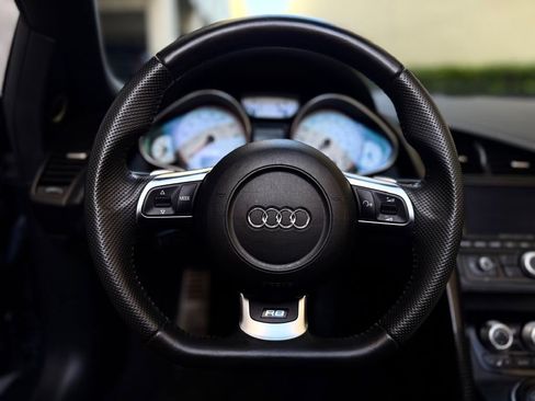 Used 2012 Audi R8 V10 AWD/4WD image 39