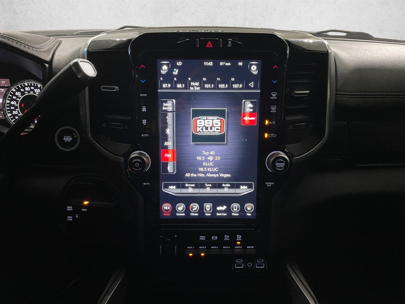 Used 2020 RAM 3500 Laramie AWD/4WD image 15