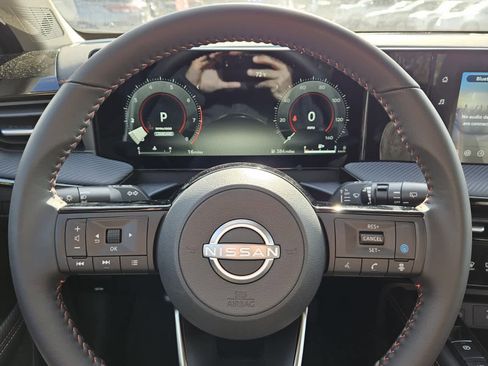 New 2026 Nissan Kicks SR w/ Illumination Package image 11