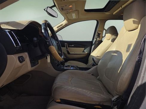 Used 2011 GMC Acadia Denali image 18