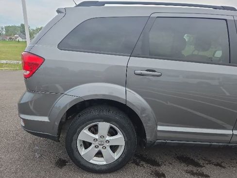 Used 2012 Dodge Journey SXT w/ Flexible Seating Group AWD/4WD image 7