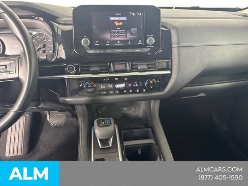 Used 2022 Nissan Pathfinder SV FWD image 31