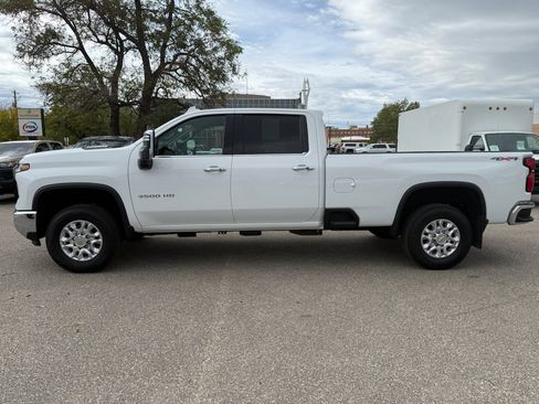 Used 2024 Chevrolet Silverado 3500 LTZ image 1