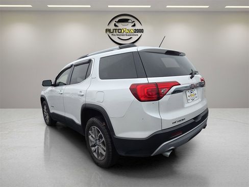 Used 2019 GMC Acadia SLE image 5