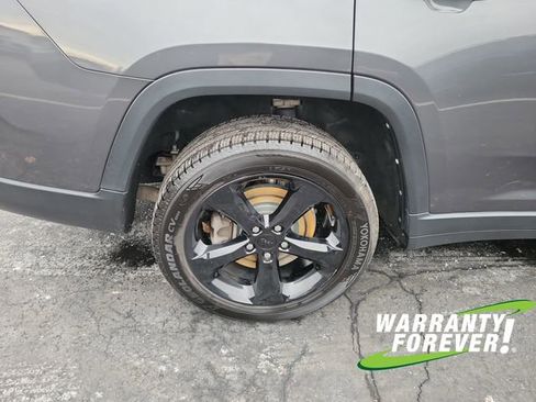 Used 2022 Jeep Grand Cherokee L Laredo image 20