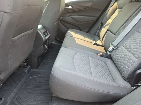 Used 2021 Chevrolet Equinox LT AWD/4WD image 10