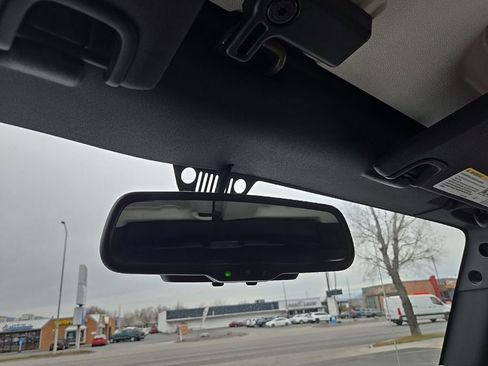 Used 2013 Jeep Wrangler Unlimited Rubicon w/ Connectivity Group image 20