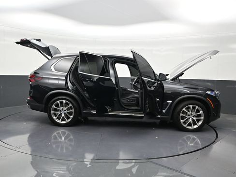 Used 2024 BMW X5 sDrive40i RWD image 34