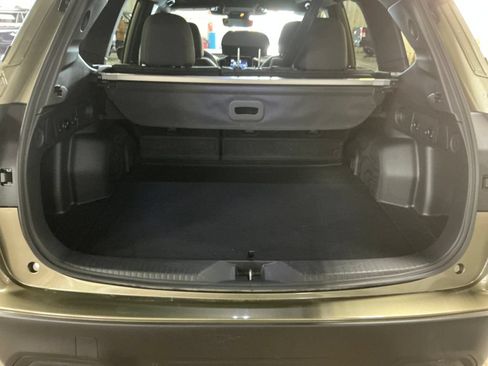 Certified 2025 Subaru Forester Premium AWD/4WD image 28