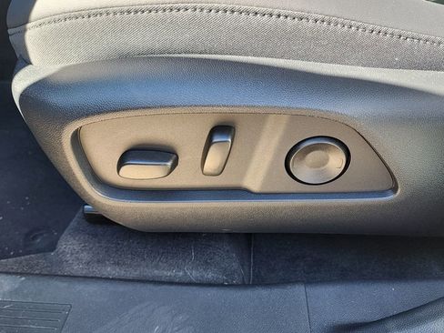 New 2026 GMC Terrain Elevation w/ Elevation Premium Package AWD/4WD image 16