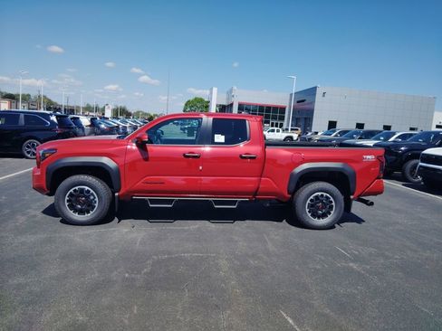 New 2026 Toyota Tacoma TRD Off-Road AWD/4WD image 4