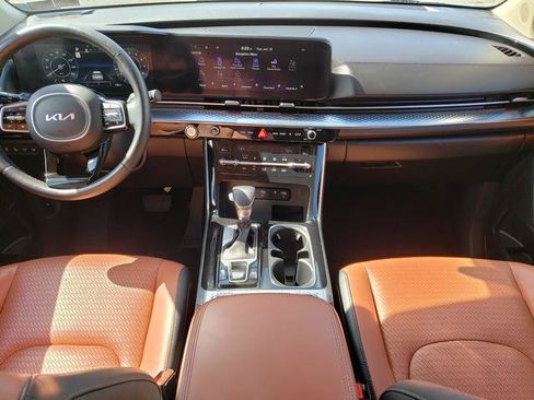 Certified 2022 Kia Carnival SX Prestige FWD image 17