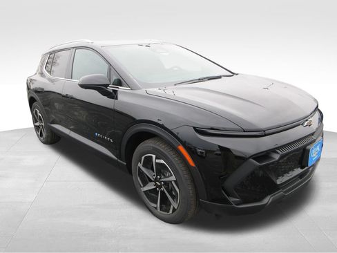 New 2026 Chevrolet Equinox EV LT AWD/4WD image 7