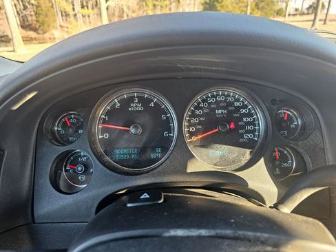 Used 2014 GMC Yukon XL Denali image 41