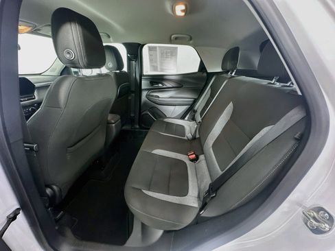 Used 2025 Chevrolet TrailBlazer LT FWD image 25