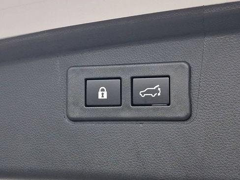 Used 2025 Subaru Outback Onyx Edition AWD/4WD image 30