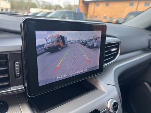 Certified 2023 Ford Explorer XLT w/ Equipment Group 202A AWD/4WD image 13