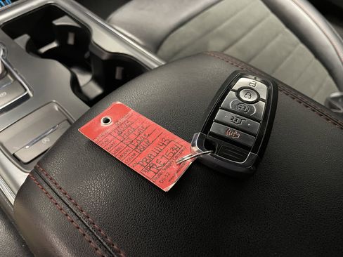 Used 2023 Ford Edge ST-Line image 15