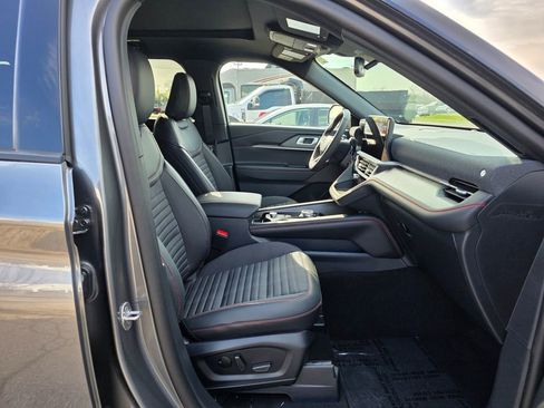 New 2026 Ford Explorer ST-Line AWD/4WD image 33