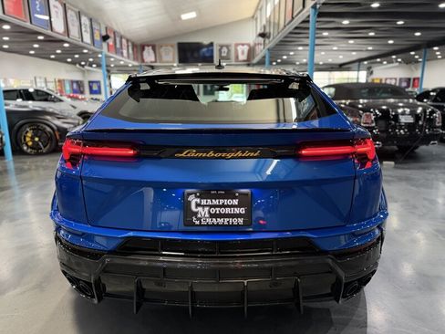 Used 2024 Lamborghini Urus Performante image 4