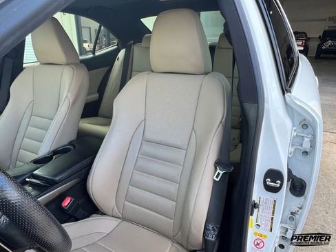 Used 2018 Lexus IS 300 image 47