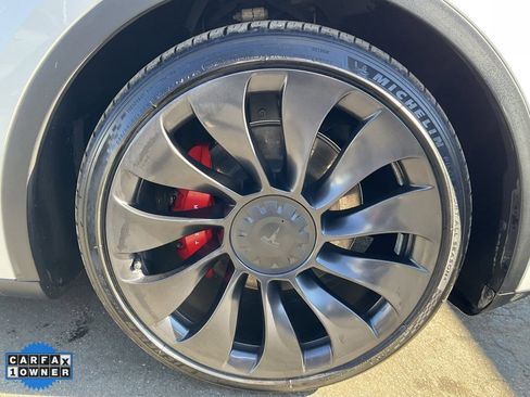 Used 2022 Tesla Model Y Performance image 75